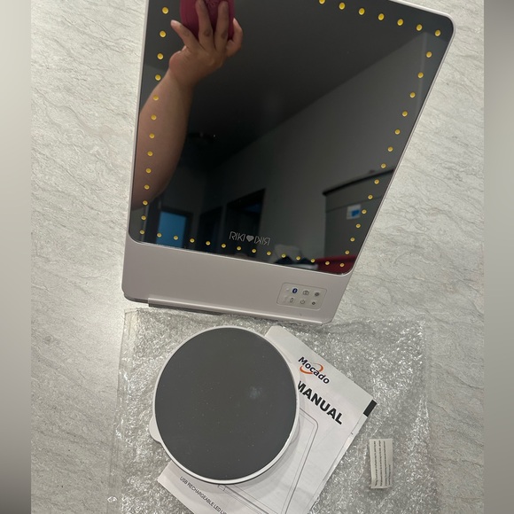 LED Vanity Mirror with Touch Controls - Picture 4 of 5